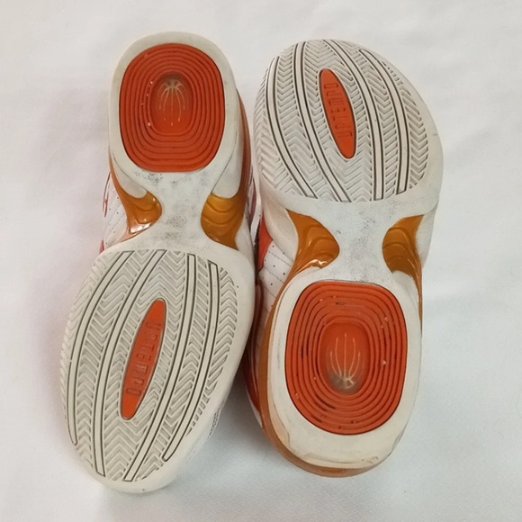 Vintage Nike Basketball Shoes Size 9 - Picture 2 of 7